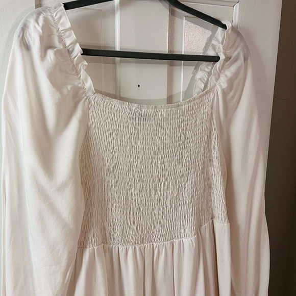 White Smocked Bodice Long Sleeve Dress - Picture 3 of 4
